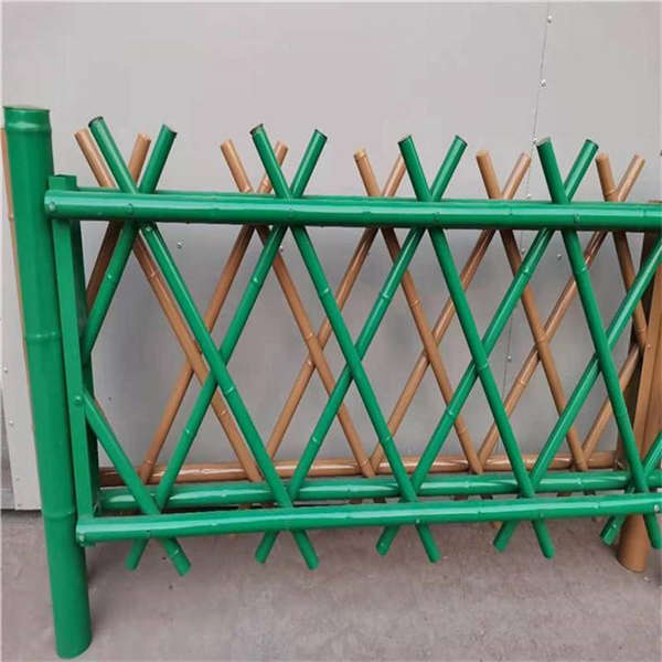 泓宸輝園林不銹鋼仿竹護(hù)欄 別墅區(qū)竹節(jié)管柵欄 交叉型圍欄網(wǎng)