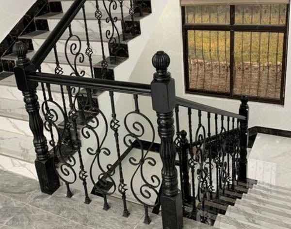 ���ݷ���